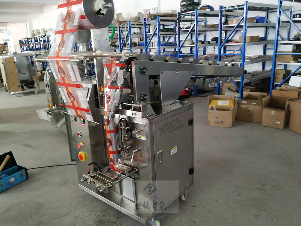 小型半自動包裝機(jī)300L