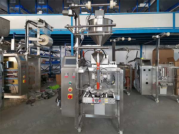 全自動(dòng)液體包裝機(jī)，多功能膏液所用